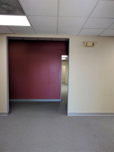 901 West Main Street, El Paso, IL 61738